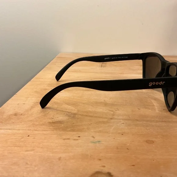 GOODR A GINGER’S SOUL 2A2 BLACK MATTE SUNGLASSES - Picture 2 of 4